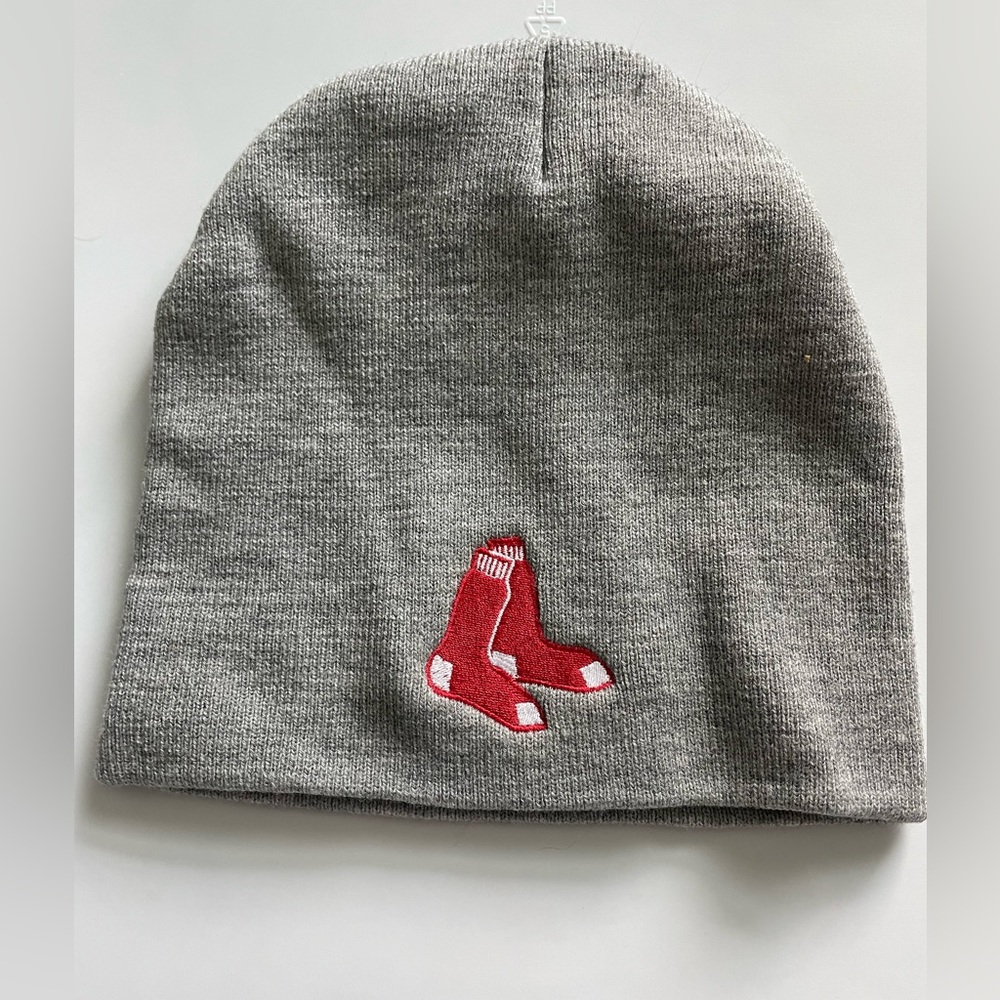 Men’s Women’s 2013 MA Lottery Gray Knit Red Sox Hat never worn